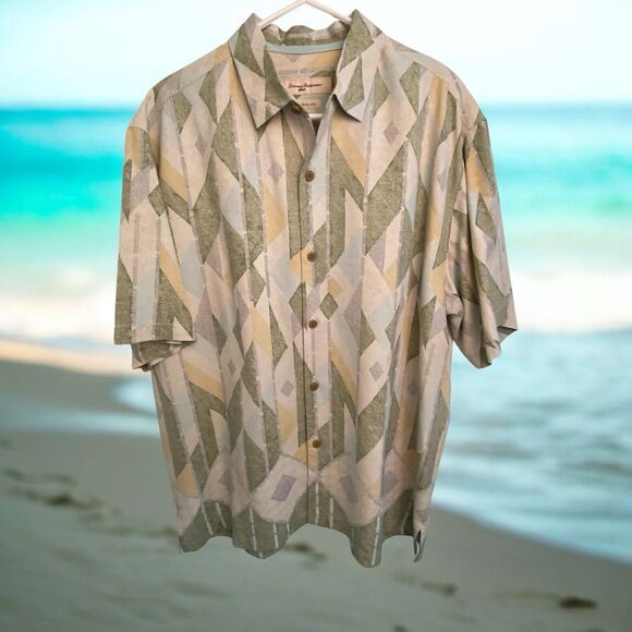 Tommy Bahama 100% Silk Short Sleeve Button Down Shirt Green Camp Mens Size Large - Picture 1 of 8
